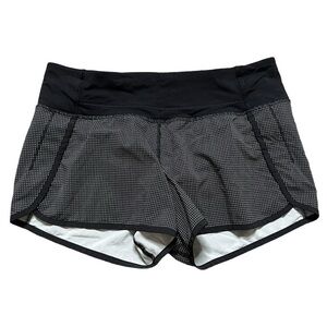 Lululemon Run Times Short (4-way Stretch 4")
Teeny Check Print White Black Sz 4